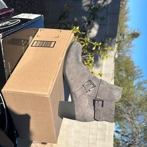 Kohls Bertha grey boot